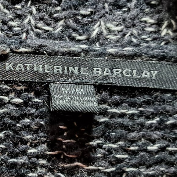 Woman's knitted cardigan with ruffle style - Picture 8 of 8